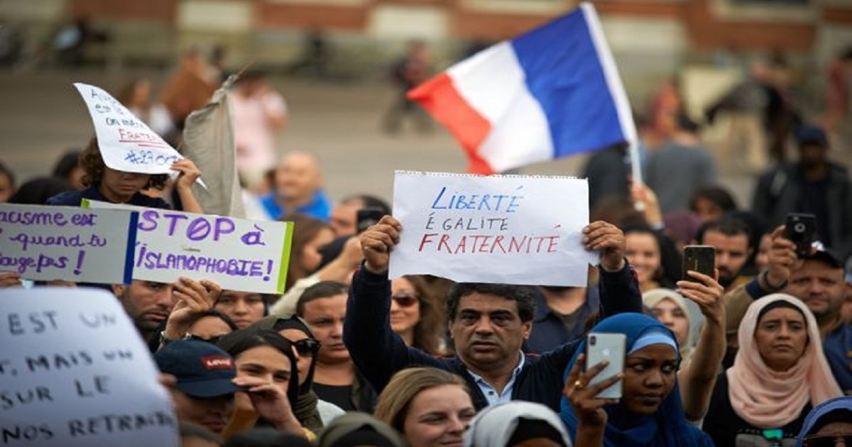 فرنسا: من معارك المناعة الي معارك الجماعة