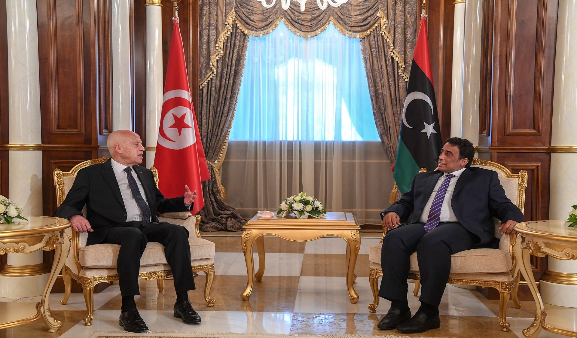 عن زيارة الرئيس التونسي إلى ليبيا
