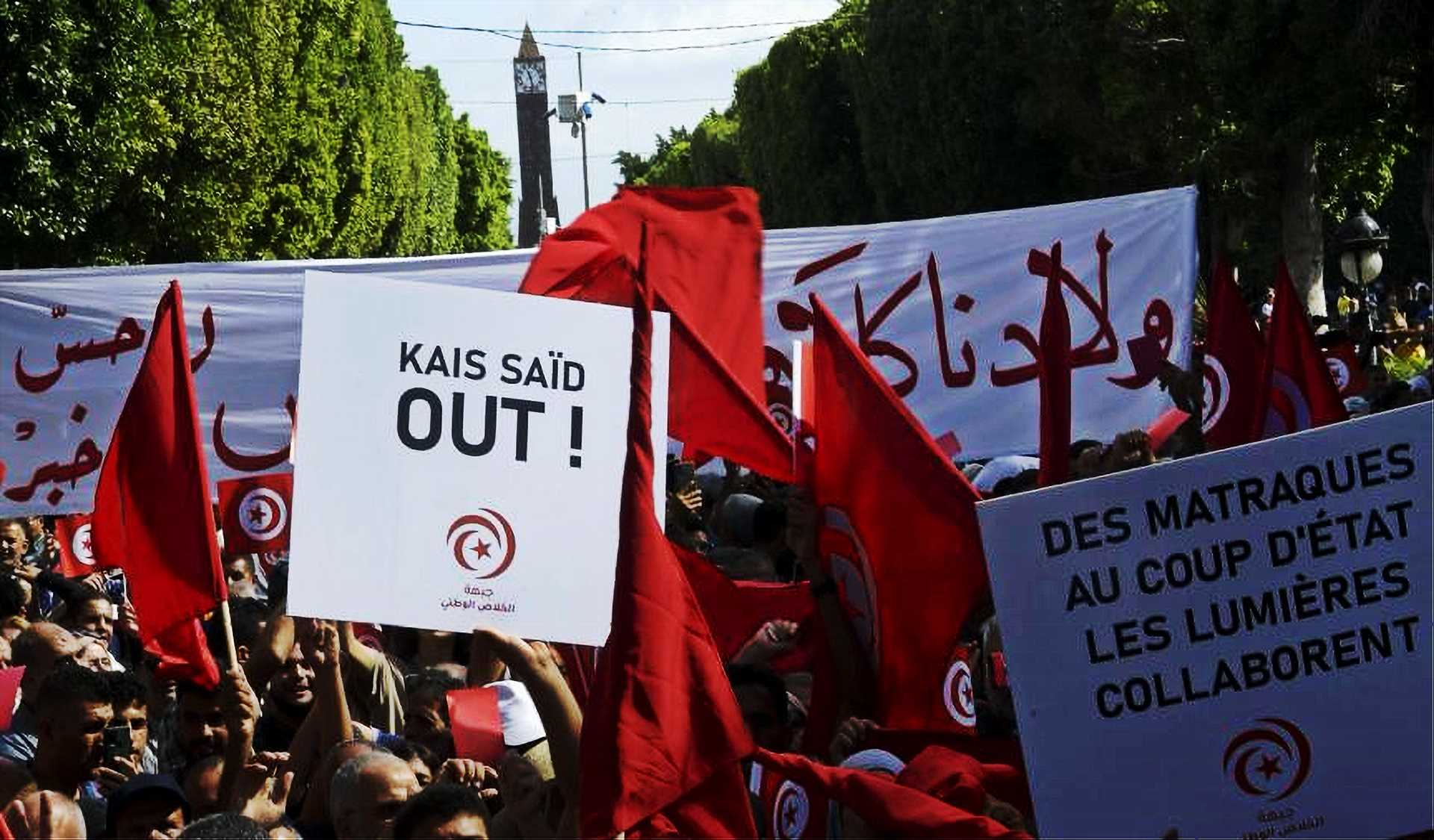La Tunisie sur un chemin escarpé, au su de l’Elite intellectuelle…