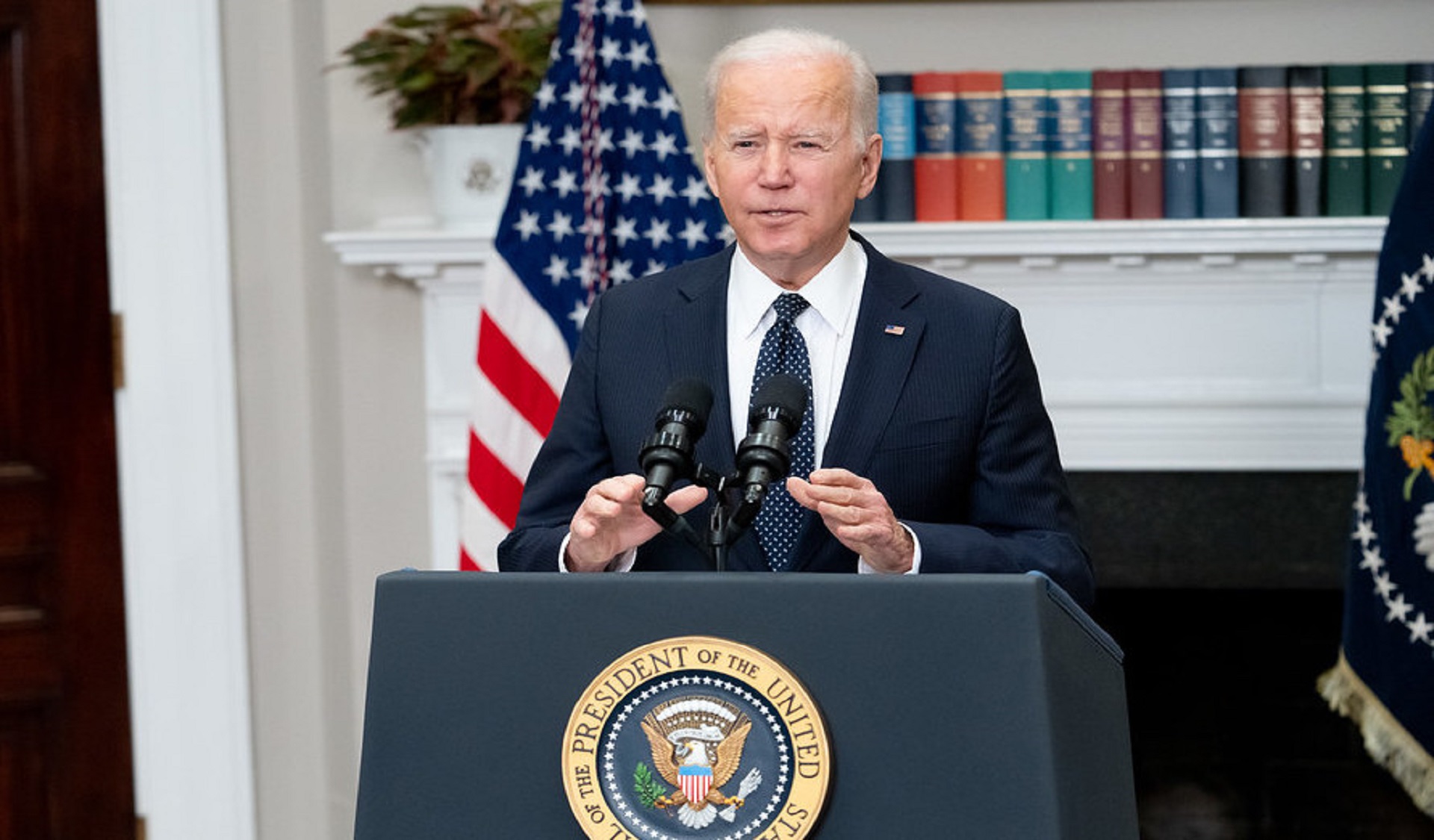 Biden doit faire preuve de retenue – dans ses commentaires publics